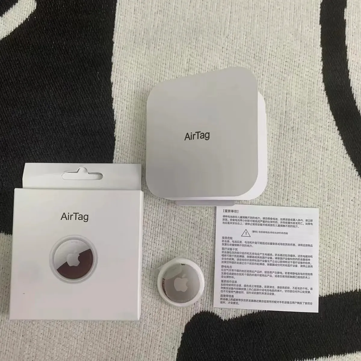 Apple AirTag [1 style]