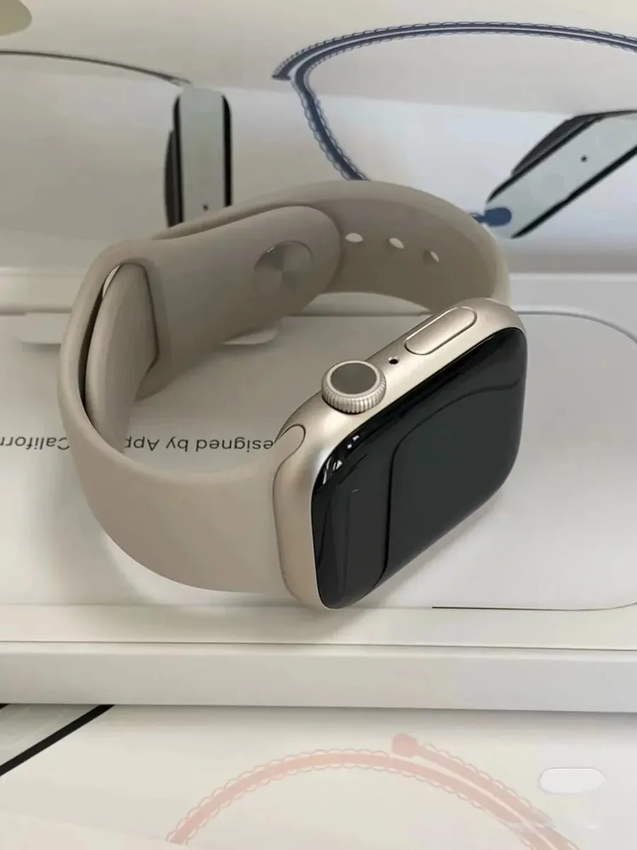 Apple Watch Series 8 Smartwatch