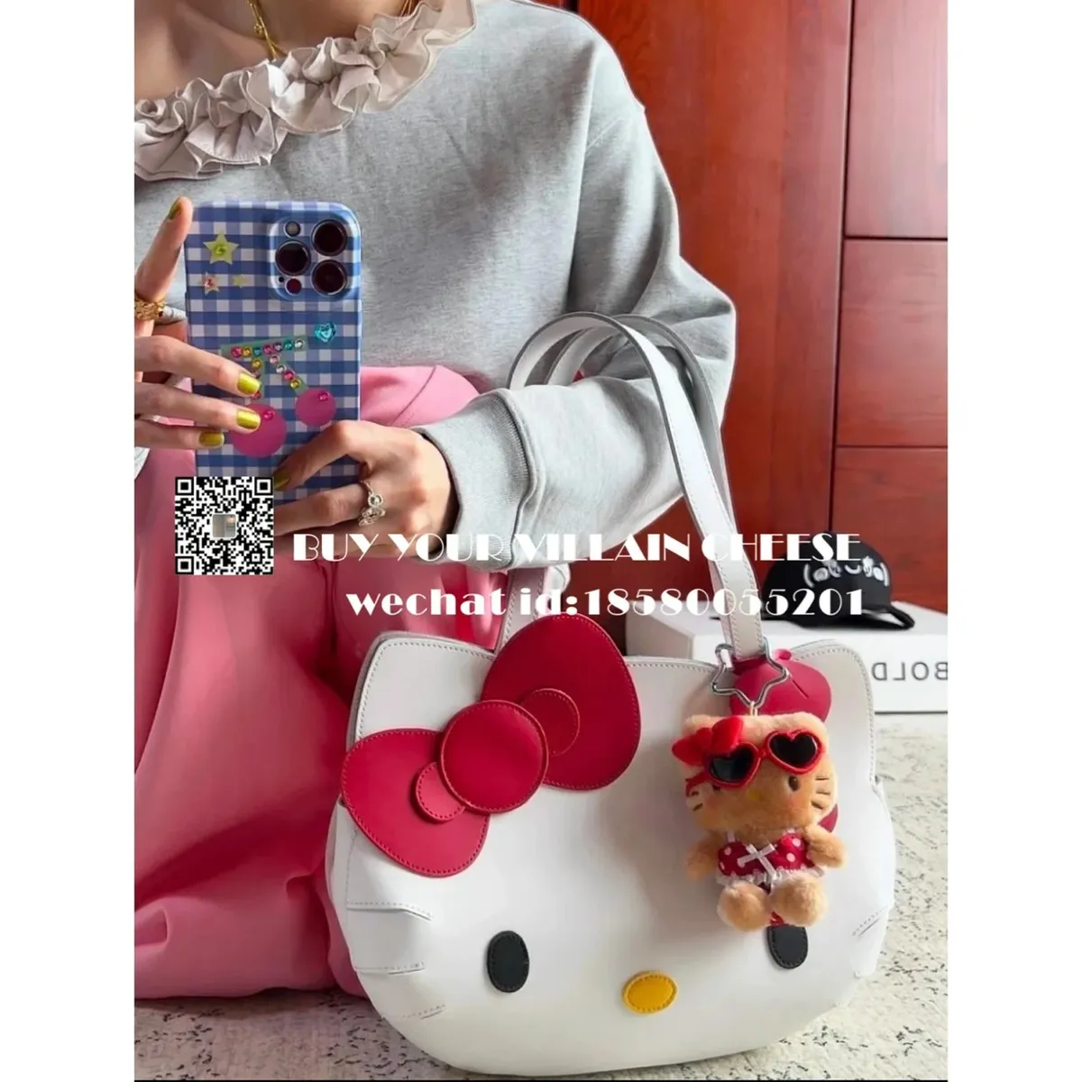 Hello Kitty Bow Face Handbag [2 styles]
