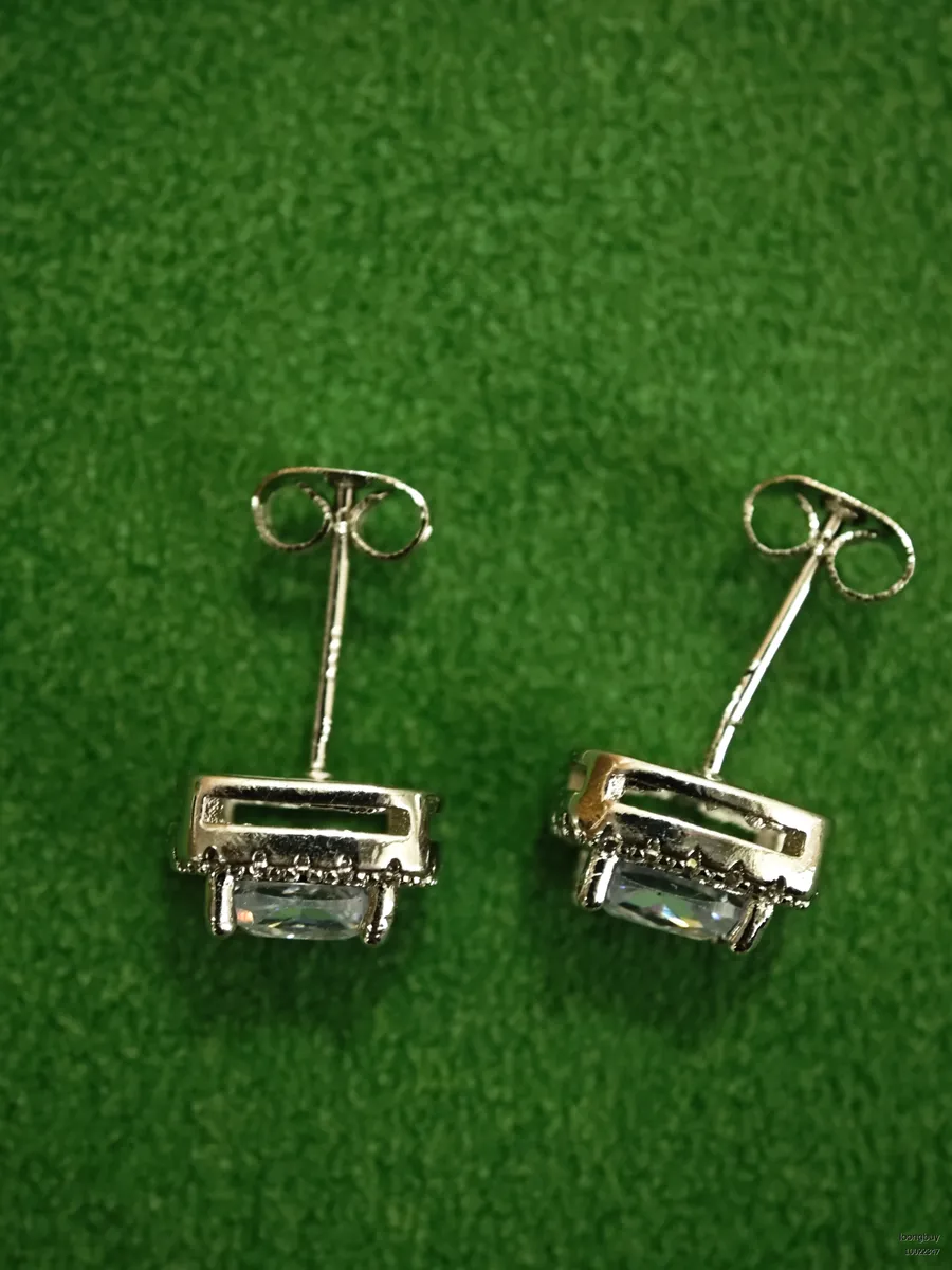 [Single order, no shipping] [Accessories] Please purchase together with shoes, styles sent randomly. If satisfied with the product, please help share and post it in the community! Please note that purchasing agents place orders with the main product