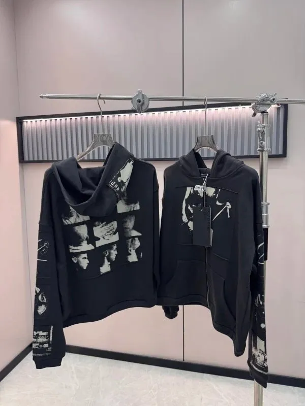 Givenchy printed hooded sweatshirt [1 style]