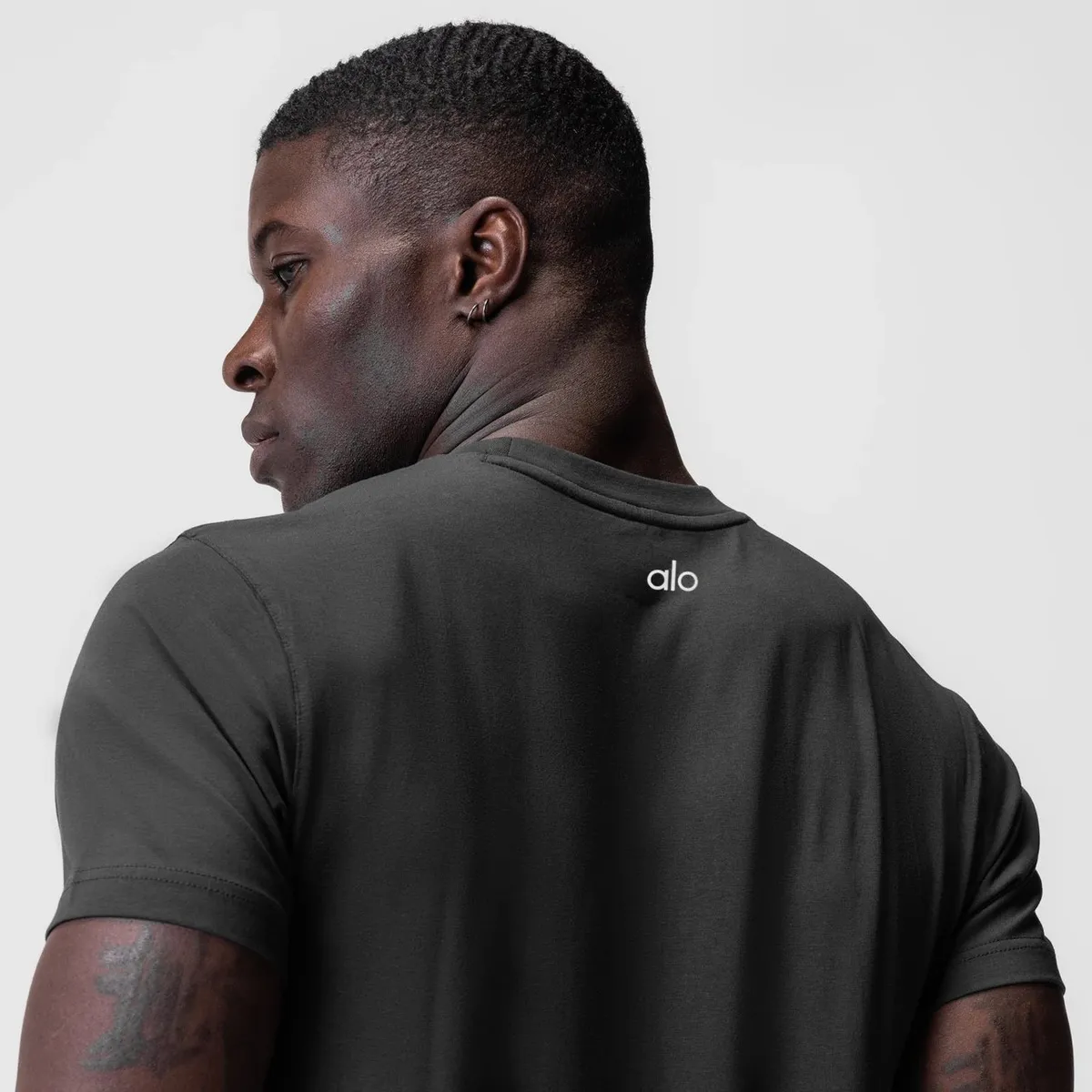 Alo Back Logo T-Shirt [7 styles]
