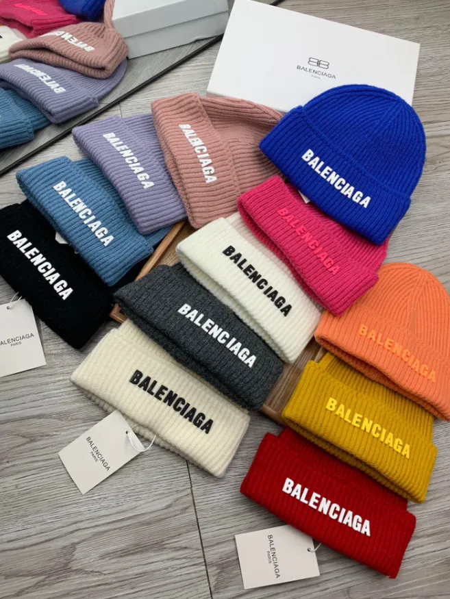 Balenciaga Logo Knit Beanie Hat