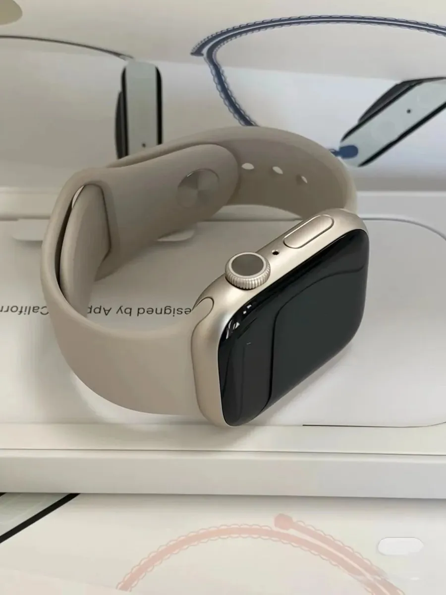 Apple Watch Series 8 Smartwatch