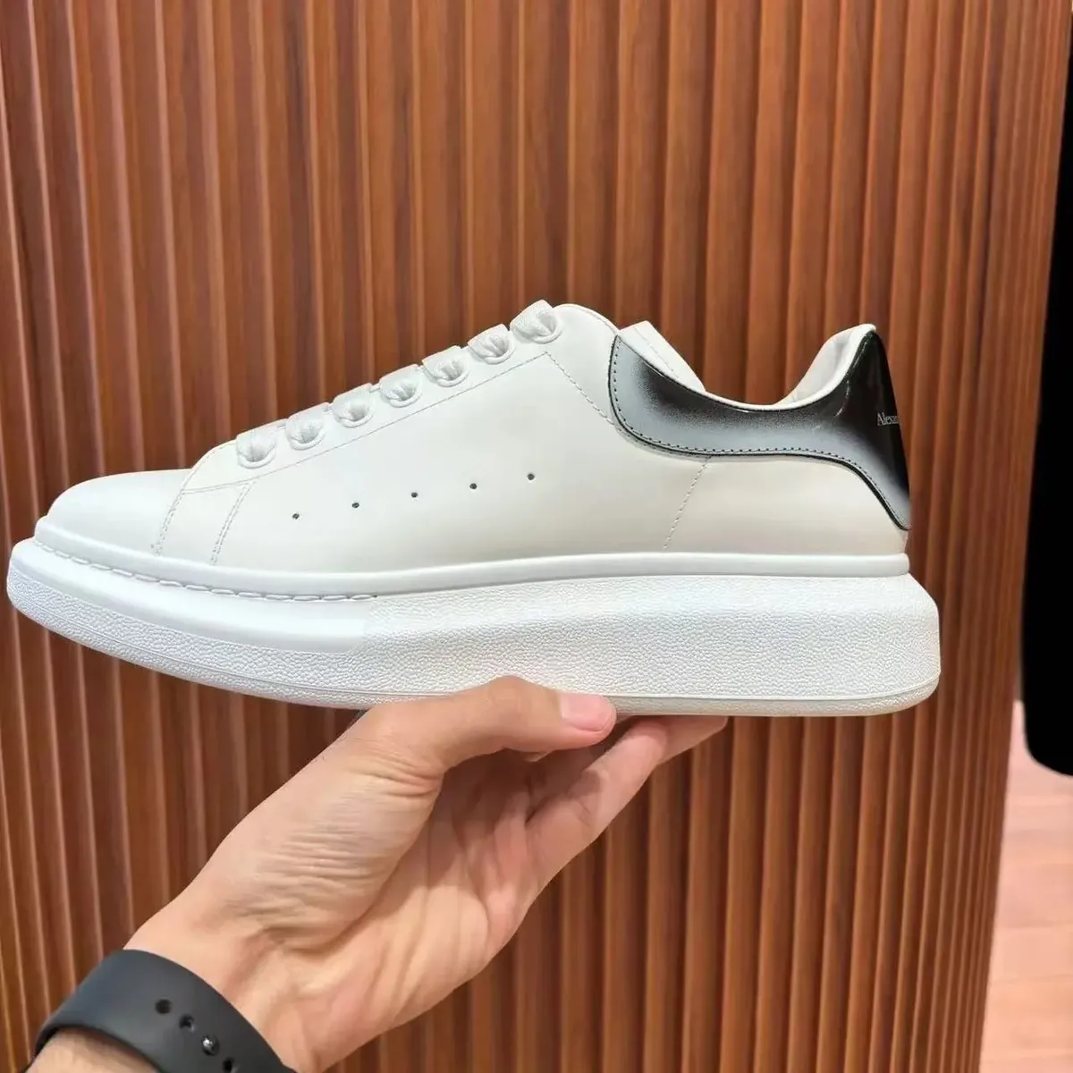 Alexander McQueen Oversized Sneakers [20 styles]