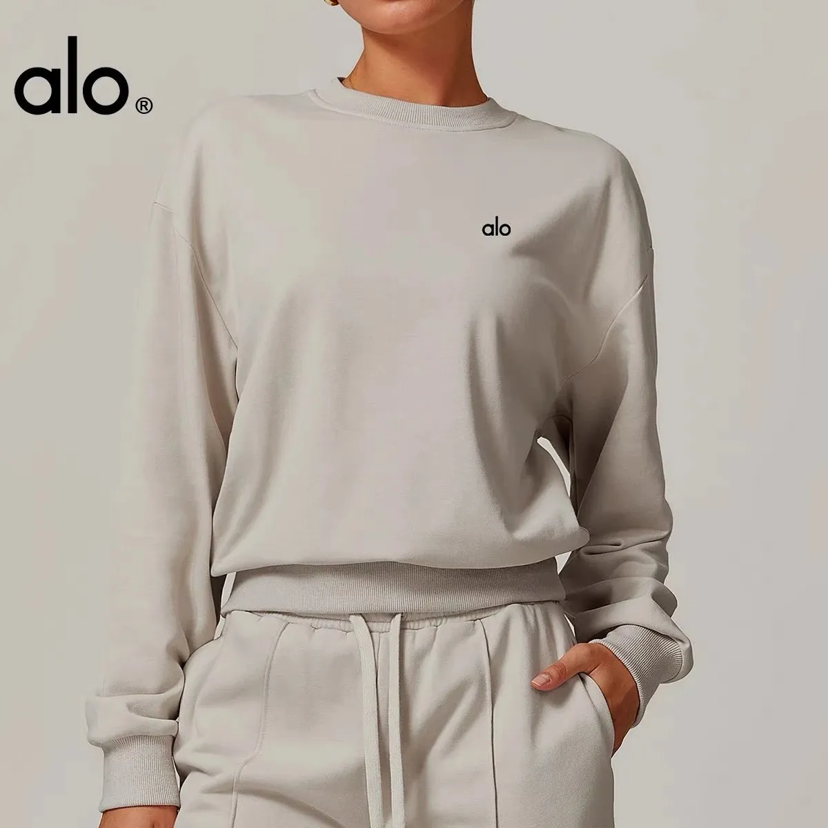 Alo Essential Crewneck Sweatshirt [4 styles]