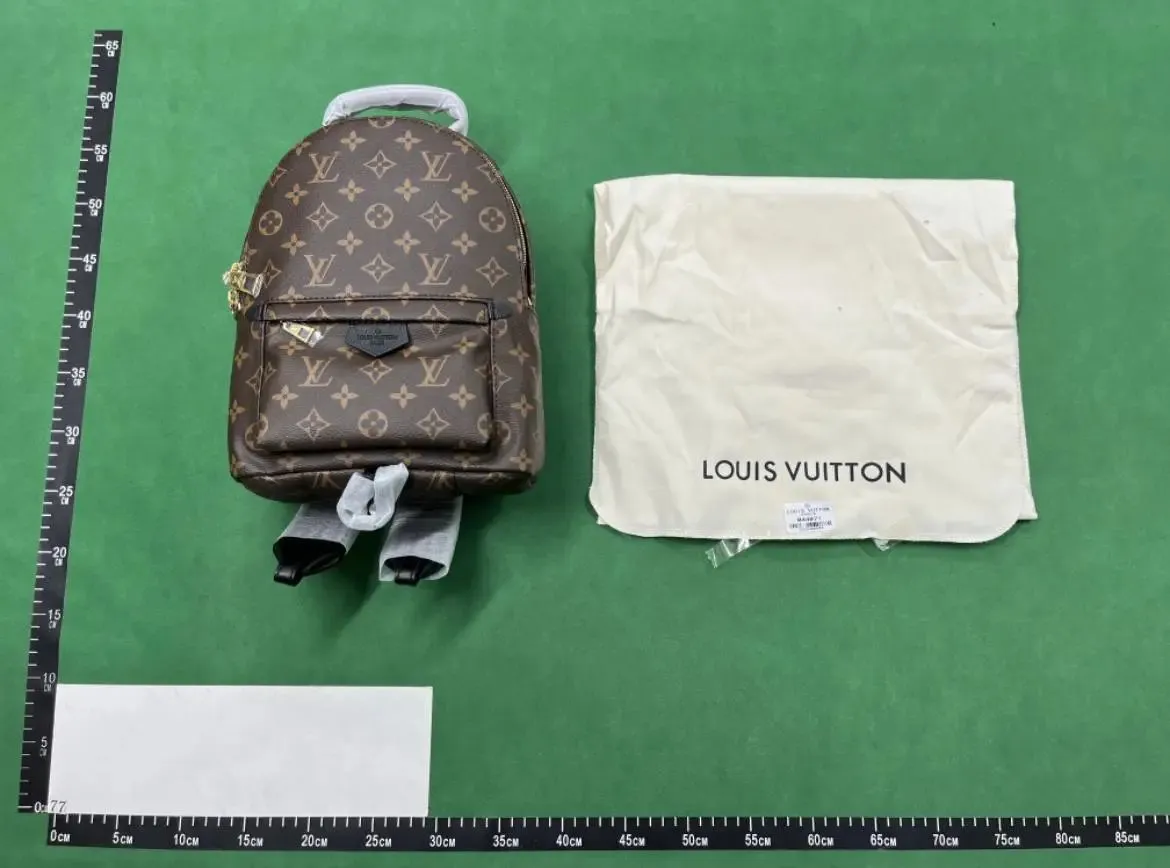 Louis Vuitton Monogram Mini Backpack [40 styles]