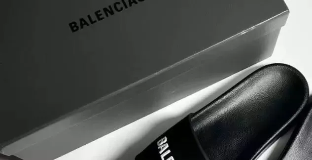 Balenciaga Slide Sandals [3 styles]