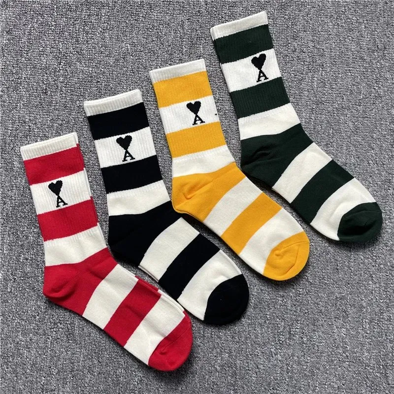 Striped Heart Logo Socks [1 style]