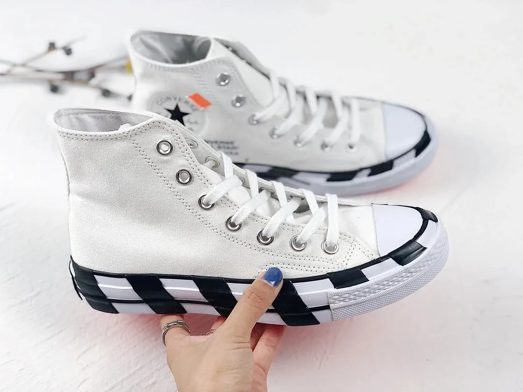 Converse Chuck Taylor All Star High Top Sneakers