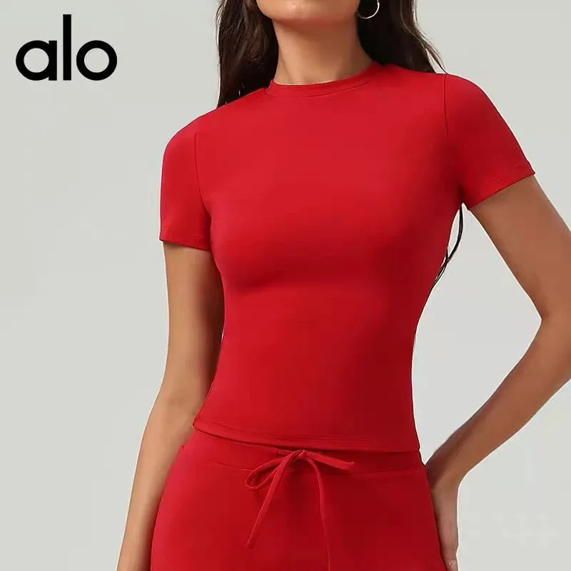 Alo Yoga Short Sleeve T-Shirt [4 styles]