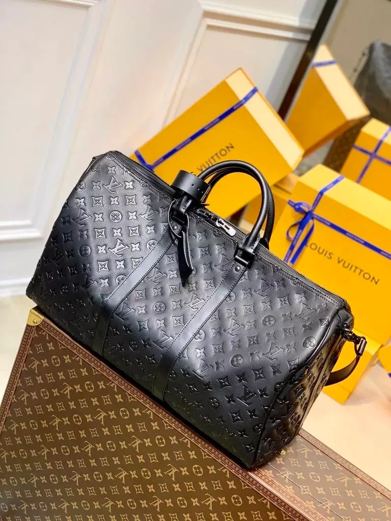 Louis Vuitton Keepall Bandoulière 45 Duffel Bag
