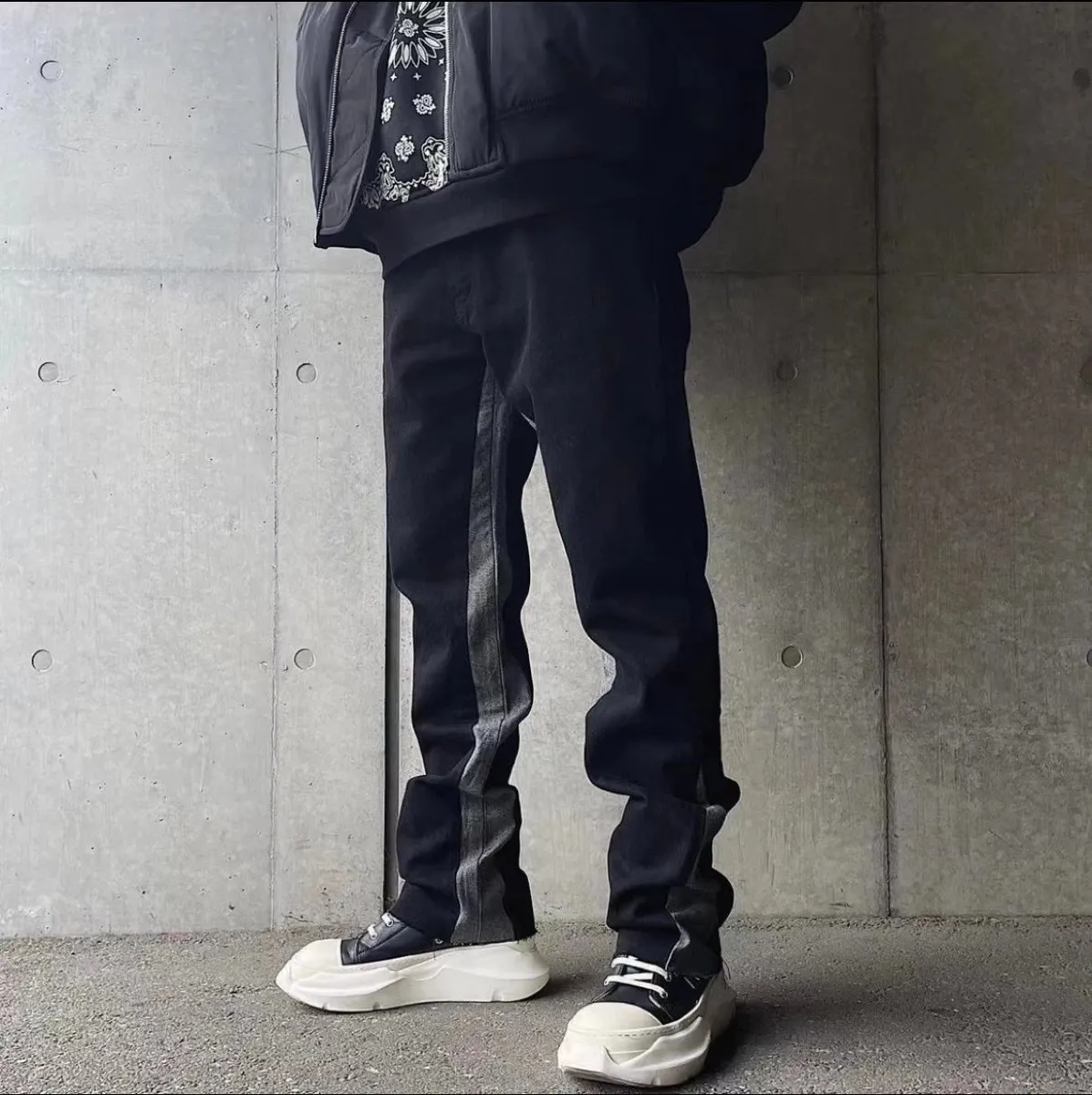 Side Stripe Cargo Pants [1 style]