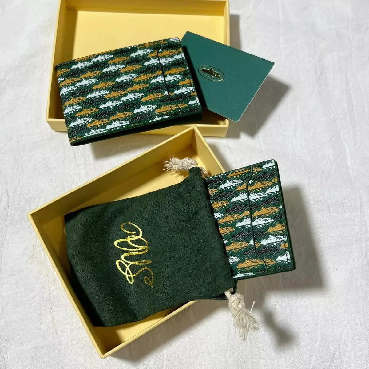 Lacoste Patterned Card Holder