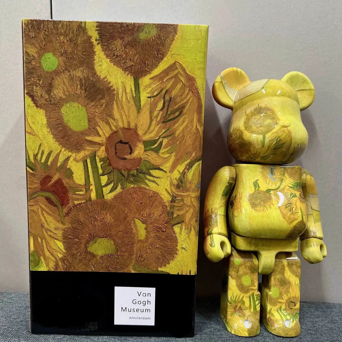 Bearbrick Van Gogh Sunflowers 400% Figure [40 styles]
