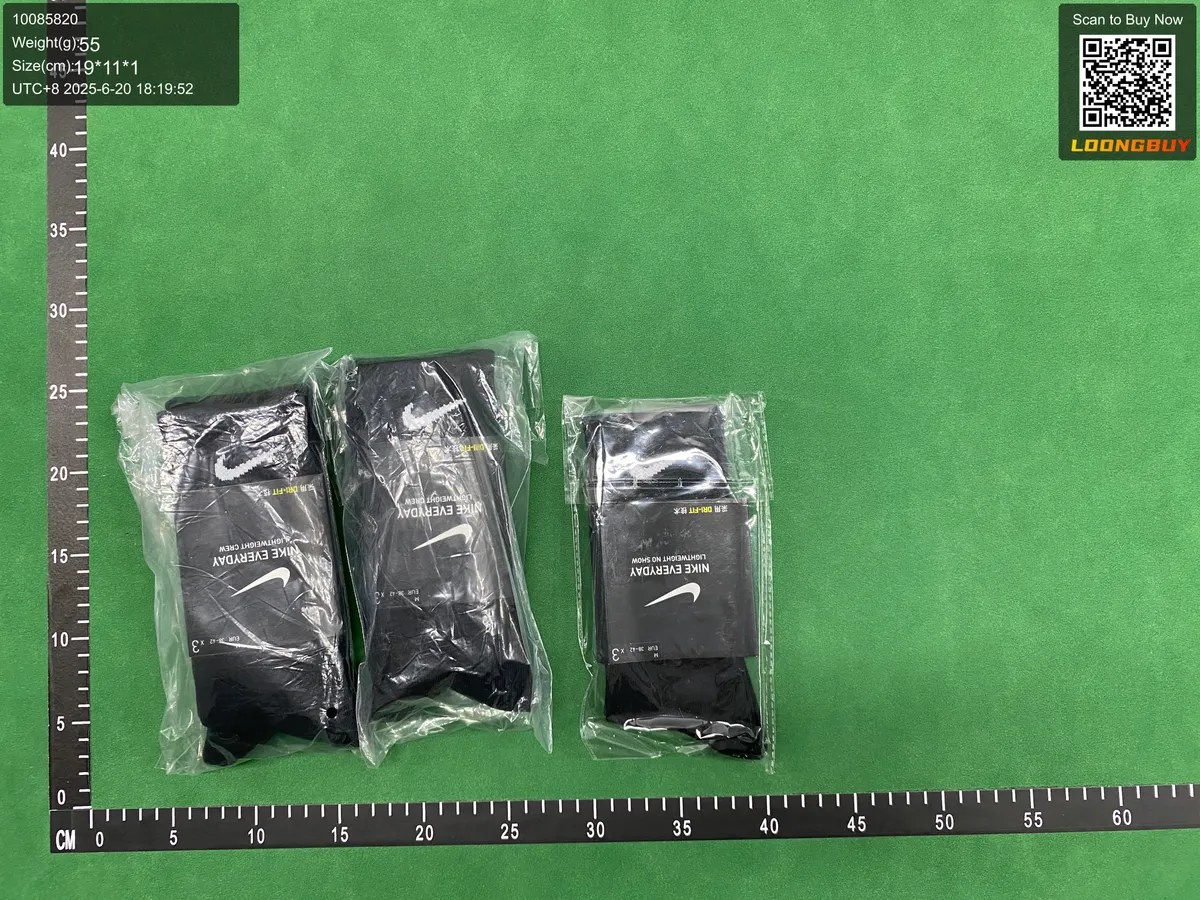 High-Quality Socks 1-SS-003 (Ships Continuously) (Non-Returnable/Non-Exchangeable)