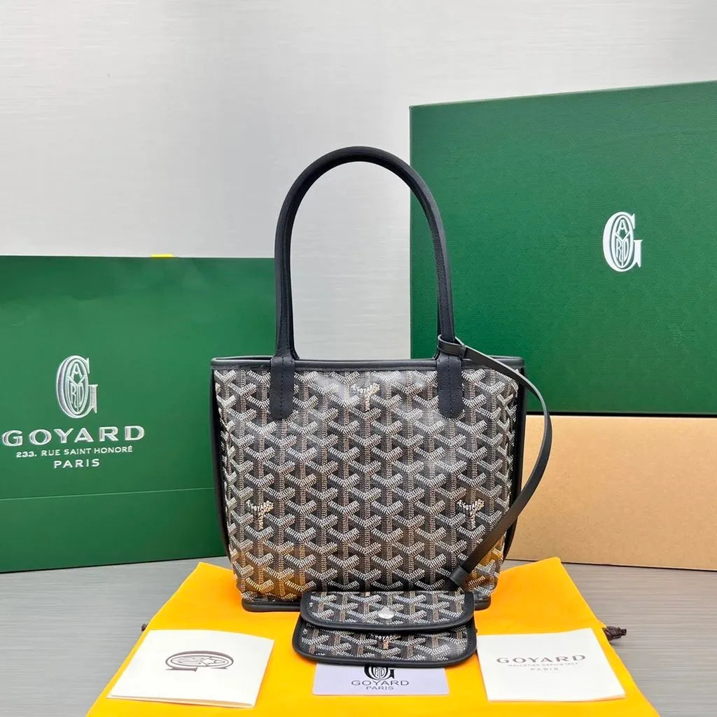 Goyard Saint Louis PM Tote Bag with Mini Pouch
