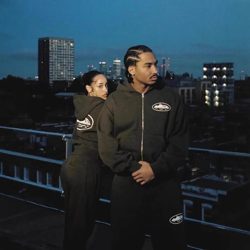 Unknown Brand [Model Name Not Visible] Hoodie Set [2 styles]