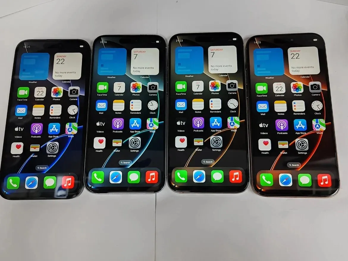 Apple iPhone 16 Pro Max [1 style]