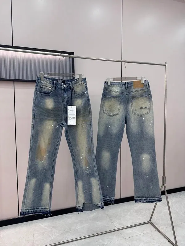 Distressed Denim Jeans with Crystal Embellishments [1 style]