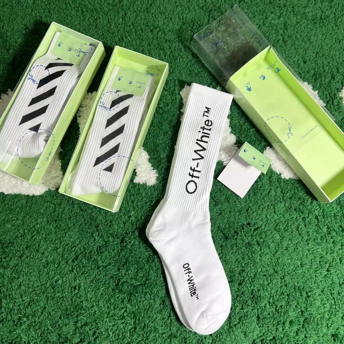 Off-White™ Diagonal Arrow Socks