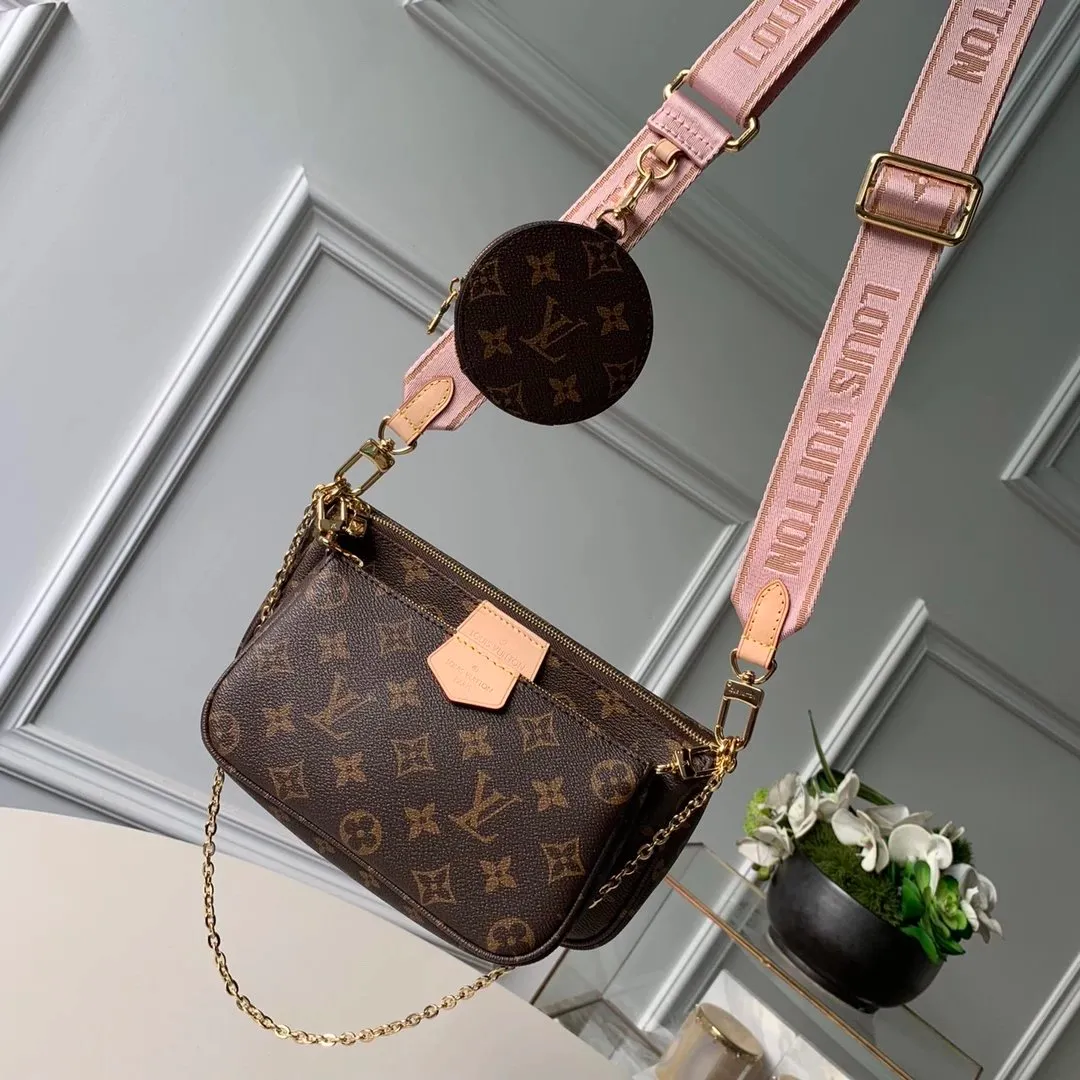 Louis Vuitton Monogram Pochette Accessoires Bag