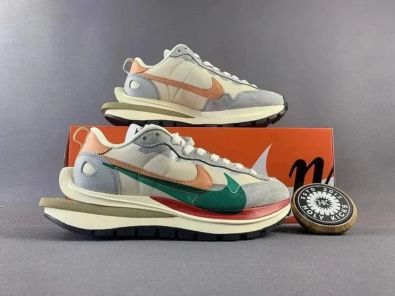 Nike Sacai LDWaffle Sneakers [5 styles]