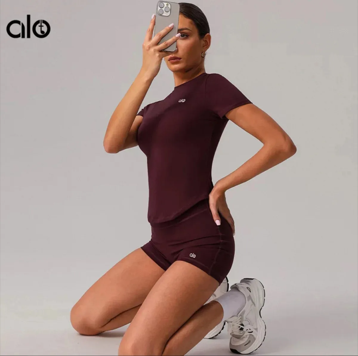 Alo Yoga T-Shirt/Shorts [4 styles]