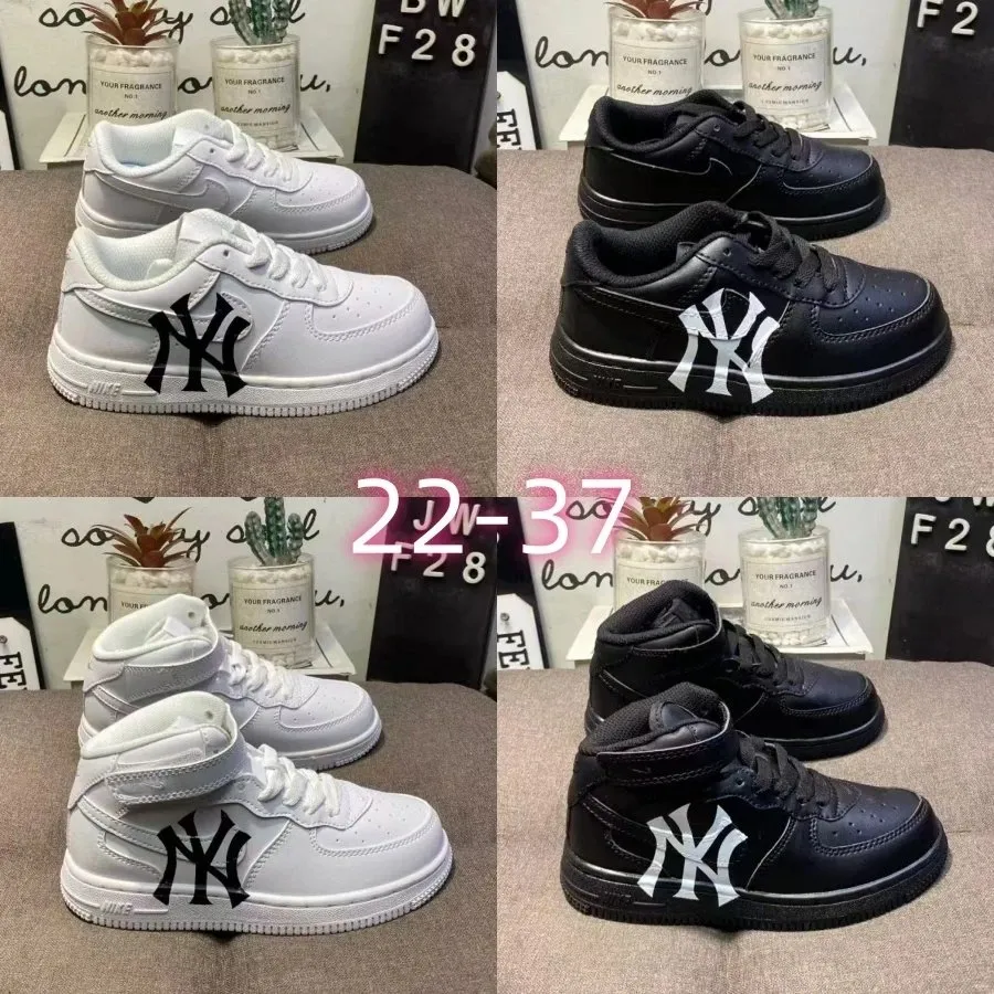 Nike Air Force 1 NY Yankees Sneakers [2 styles]