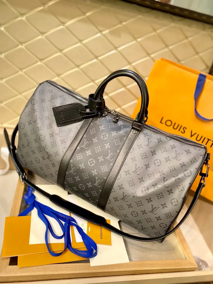 Louis Vuitton Keepall Bandoulière 50 Travel Bag