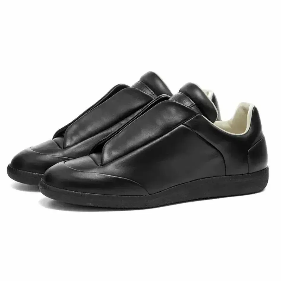 Gucci B22 Sneakers [3 styles]