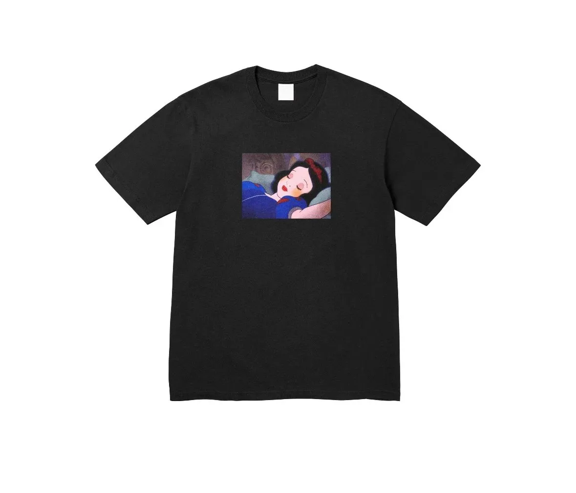 Snow White Sleeping T-Shirt [2 styles]