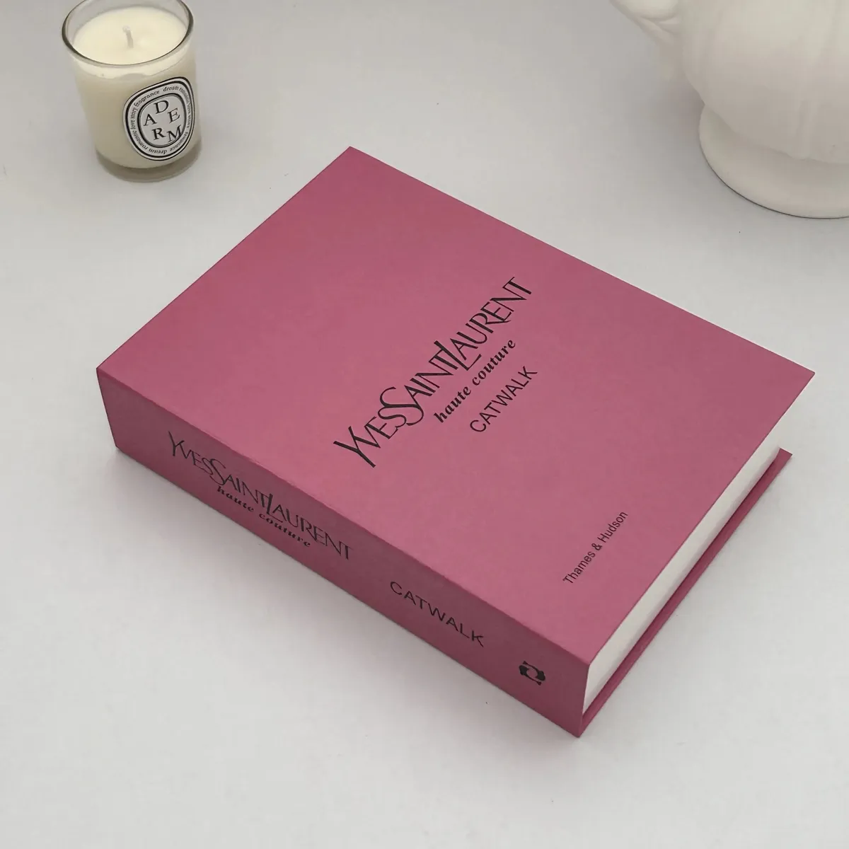 Yves Saint Laurent Haute Couture Catwalk Book [10 styles]