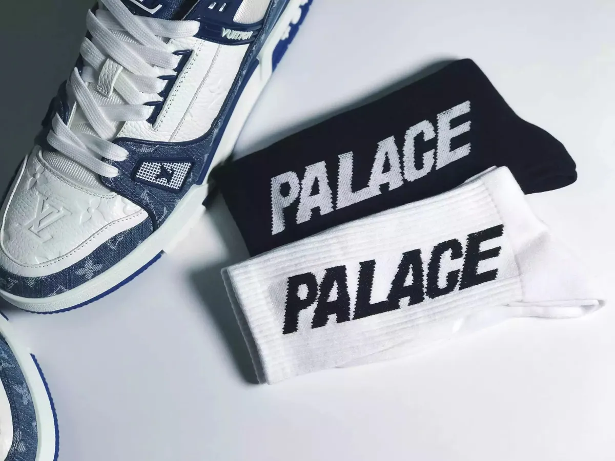 Louis Vuitton B22 Sneakers with Palace Socks [1 style]