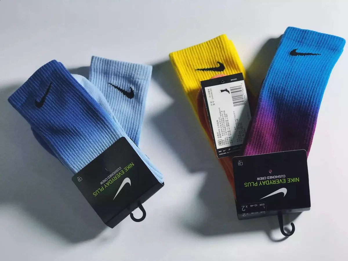 Nike Everyday Plus Cushioned Crew Socks [2 styles]