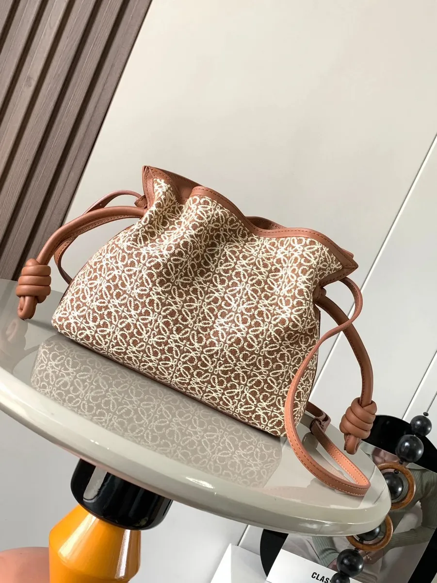 Loewe Puzzle Bucket Bag [1 style]