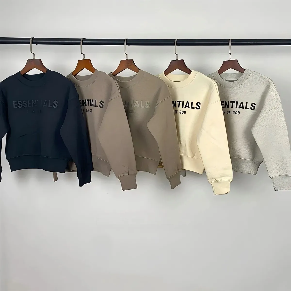 Essentials Crewneck Sweatshirts [5 styles]
