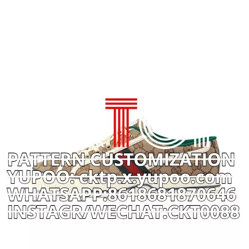 Gucci GG Supreme Sneakers