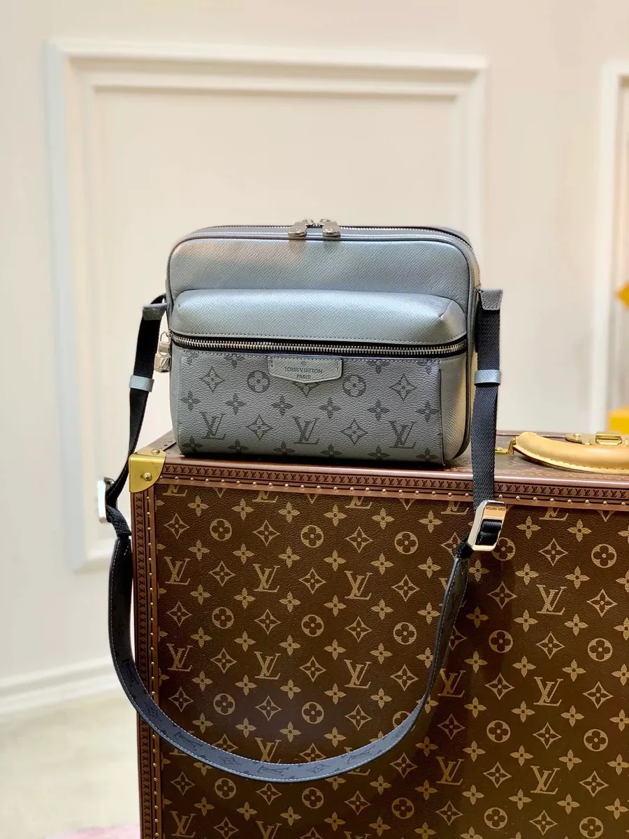 Louis Vuitton Monogram Camera Bag
